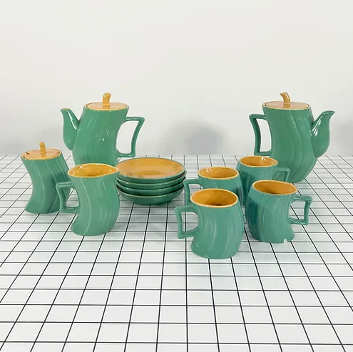Service à thé en céramique